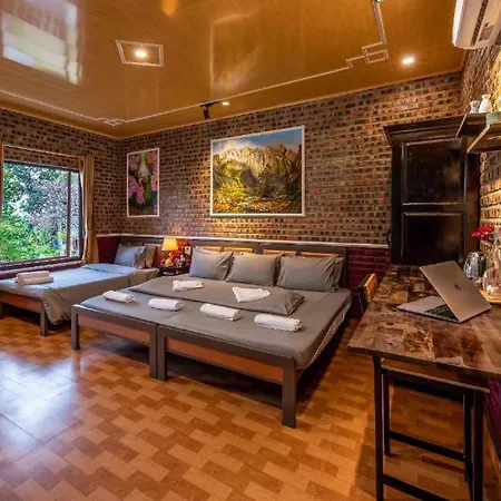 Cat Ba Spring Homestay Chan Chau Exterior photo
